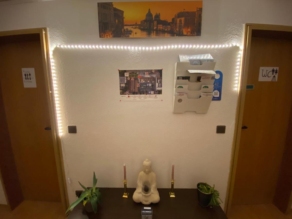 Privates Zimmer in Wohnung auf der Karthause Koblenz  Exterior foto